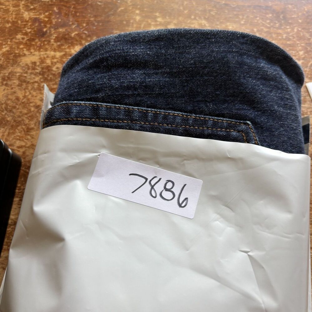 Duluth Trading Flex Ballroom Jeans Mens 38x27 Straight Fit Stretch Denim Pants - Picture 10 of 10